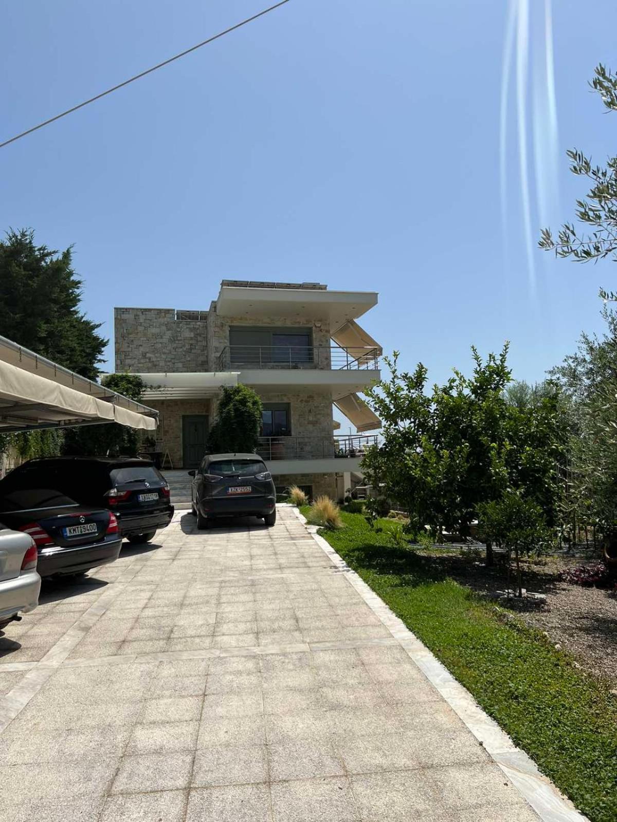 Las Vergas - Enjoy Our Swimming Pool In Kalamata, Greece Экстерьер фото
